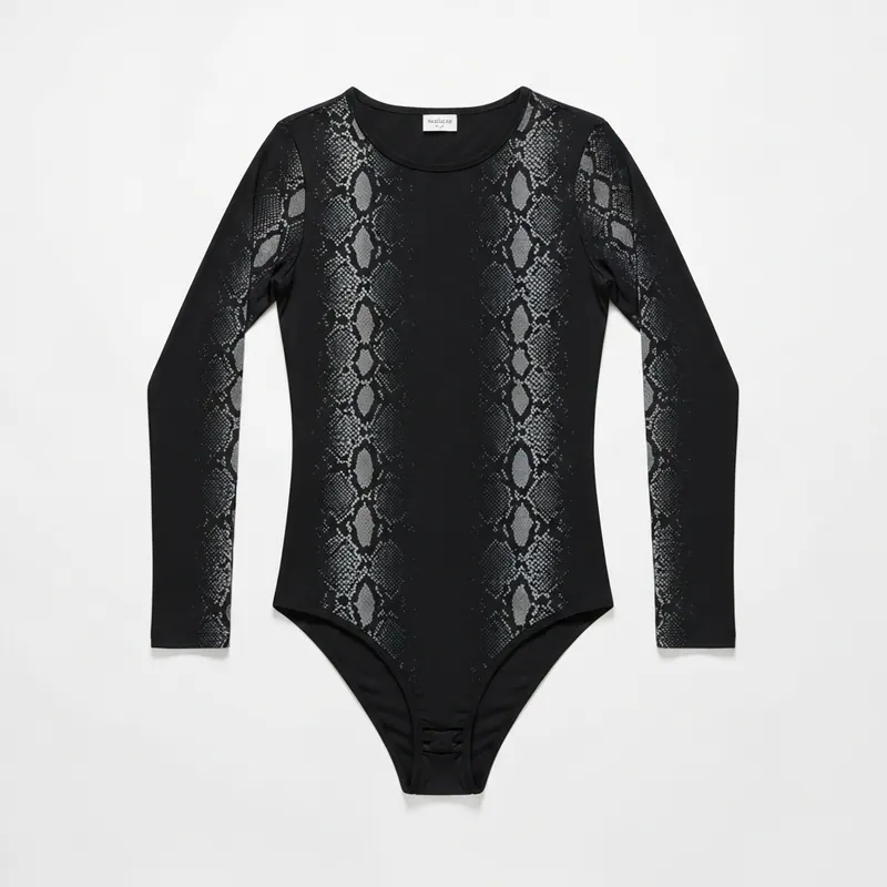 taylor swift iconic outfits try every eras tour look on your own body — item photo for virtual try-on with AI fitting taylor swift iconic outfits try every eras tour look on your own body — item photo for virtual try-on with AI fitting